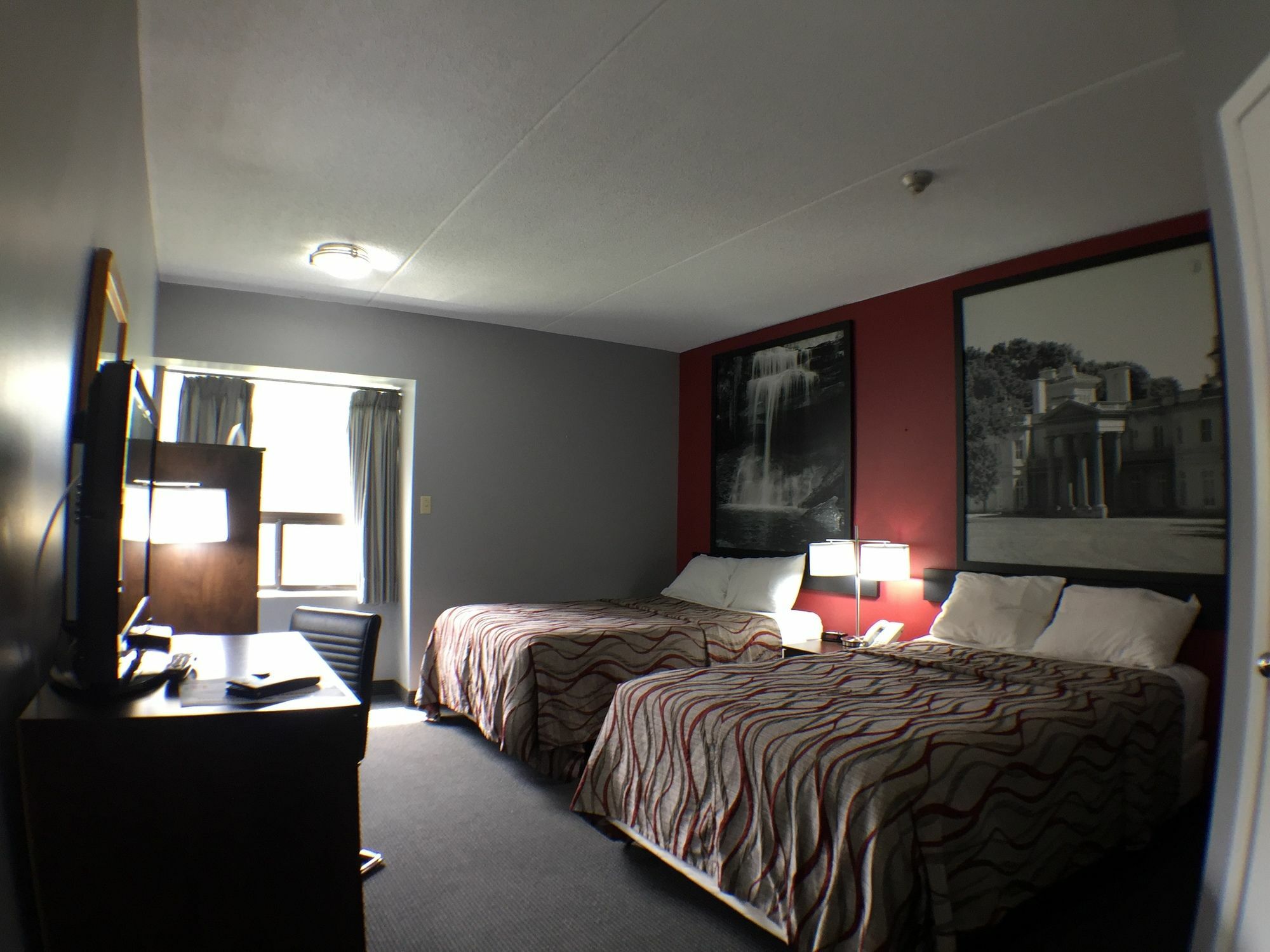 Super 8 Mount Hope/Hamilton International Airport Hotel Exterior photo